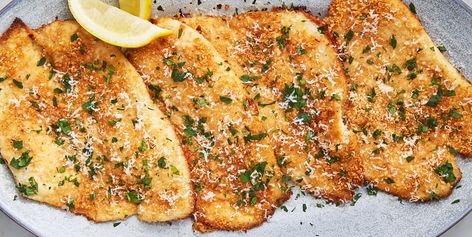 Garlic Parmesan Baked Flounder Recipe Flounder Recipes, Idee Pasto, Fish Recipes Healthy, Pescatarian Recipes, Fish Dinner, Idee Pasto Sano, Garlic Parmesan, Fish Dishes, Seafood Dishes