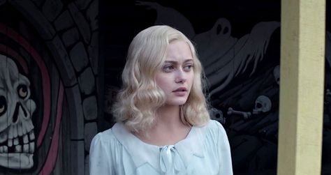 Ella Purnell Miss Peregrine, Emma Bloom, Miss Peregrine's Peculiar Children, Blonde Style, Ella Purnell, Peregrine's Home For Peculiars, Miss Peregrines Home For Peculiar, Miss Peregrine, Time Loop