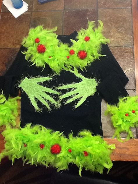 Grinch Sweater: If you are attending an ugly Christmas sweater party this year, we have got you covered! Here are 25 Ugly Christmas Sweater Ideas for you to use as inspiration. Christmas Sweater Ideas, Diy Christmas Sweater, Grinch Christmas Party, Whoville Christmas, Diy Ugly Christmas Sweater, Tacky Christmas Sweater, Grinch Party, Grinch Christmas Decorations, Sweater Ideas