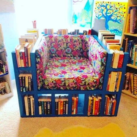 mindfulteach Loving this library chair 📚 *Original owner of this post unknown #classroomsetup #classroomdecor #creativechairs #aussieteachers #aussieteacher #aussieteachertribe #aussieteachersofinstagram #teachertribe #teachersfollowteachers #teachersofinstagram Bookshelf Chair Diy, Diy Bookshelf Plans, Bookshelf Chair, Diy Classroom Decorations, Bookshelf Plans, Diy Classroom, Bookshelves Diy, Diy Chair, Décor Diy