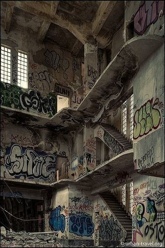 Photography Abandoned Places, Y2k Photos, Apocalypse Aesthetic, Art Alevel, Street Graffiti, Haunted Places, Urban Exploration, Feb 5, Grunge Photography