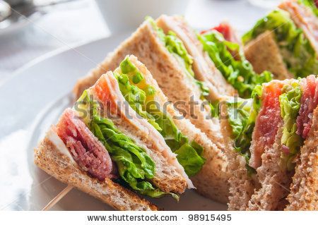 Recept Sandwiches, Telur Gulung, Membakar Lemak Perut, Sandwich Platter, Smoked Fish, Summer Lunch, How To Make Sandwich, Club Sandwich, Food Science