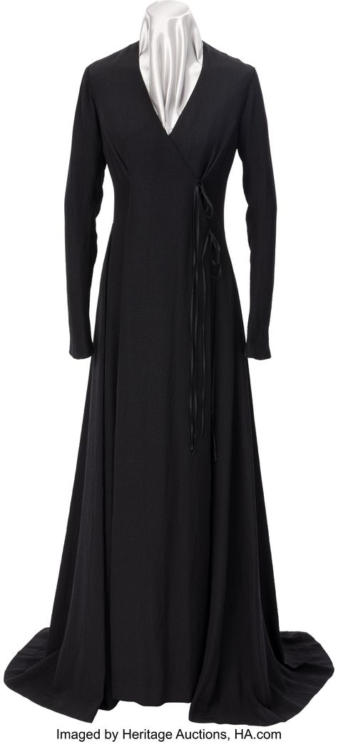 Cersei Lannister Costume, Game Of Thrones Costumes, Lena Headey, Wrap Clothing, Cersei Lannister, Black Kimono, October 10, My Heritage, Game Of Thrones