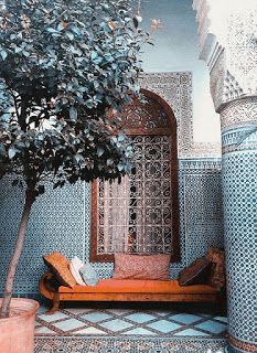 Marocco Style Home Deco Ideas Moroccan Patio Ideas, Moroccan Riad Courtyards, Moroccan Colors, Moroccan Garden, Moroccan Houses, Moroccan Riad, Moroccan Interior Design, Design Marocain, Moroccan Style Interior