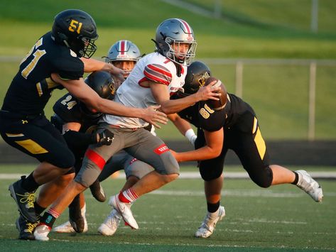 A complete roundup of Friday’s Week 3 high school football action from around Utah. Football Photography Action, Football Action Shots, Yearbook Photo, Football Photography, Yearbook Photos, Cedar City, Action Shots, Field Goal, Team Effort