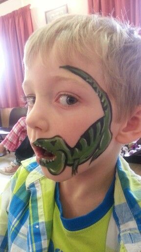 Dinosaur face paint Snake Face Paint, Dinosaur Face Painting, Animal Face Paintings, Face Painting Tips, Face Painting For Boys, Face Painting Easy, Kids Face Paint, Boy Face, Face Painting Designs