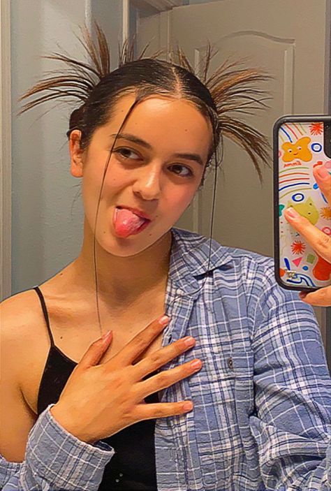 90’s - 2000’s , but def giving me Janice vibes. #grunge #spikyhaircuts #hair #trendy #indie #90s #2000s #aesthetic #trendyhair #outfits #y2k #chill 90s Spiked Buns, 2000s Spiky Bun, Y2k Spikey Hair, Spike Buns Hairstyle Y2k, Spikey Hairstyles Y2k, Spiked Bun Hairstyle, 90s Spiky Hair, 90s Spiky Bun, 90s Spikey Bun