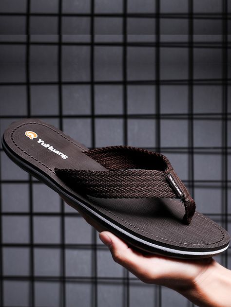 Men Flip Flops, Branded Shoes, Fashion Sandals, Men's Necklace, Mens Sandals, Shoe Brands, Mens Flip Flop, Interior Exterior, Leather Shoes