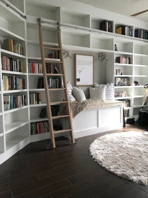 dream life aesthetic Home Library Aesthetic, Small Home Libraries, At Home Library, Small Home Library, Dream Home Library, Library At Home, Cozy Home Library, Home Library Rooms, Library Aesthetic