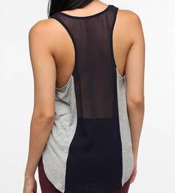 How to Alter a Tank Top Easily (Resize, Crop, Twist, Tips) How To Take In A Tank Top, Shirt Into Tank Top, Tight Tank Top, Tshirt Tank Top, Sewing Shirts, Small Tank Tops, Quick Stitch, Strappy Tank Tops, Tank Top Straps