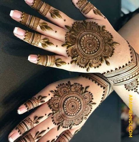 50 Gol Tikki Mehndi Design (Henna Design) - October 2019 Eid Mehndi Designs Tikki, Mehendi Gol Tikki Design, Mehandi Design Tikki, Gol Tikki Mehndi Design Simple, Gol Mehandi Design, Gol Tikki Mehndi Design For Back Hand, Gol Tiki Design Mehndi, Gol Tikki Mehndi Design For Front Hand, Tikki Mehendi Designs