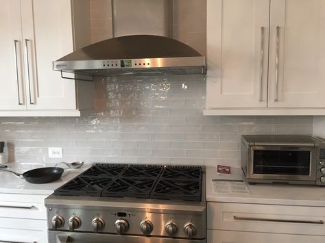 Shiny Subway Tile Backsplash, Glossy Subway Tile Backsplash, Matte Tile Backsplash, Matte Subway Tile Backsplash, Cambria Britannica, White Subway Tile Kitchen Backsplash, White Glossy Kitchen, White Subway Tiles Kitchen Backsplash, Subway Tile Kitchen Backsplash