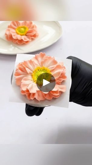 36K views · 924 reactions | Blooming beauty in buttercream 🌸✨ Watch this delicate flower come to life with every swirl!  #cakeart #flowers #flowerlovers #beanpasteflower #reels #shorts #trendingreels | HidaMari Cooking Decorator Frosting, Bean Paste, Cake Frosting, Delicate Flower, Cake Art, Butter Cream, Frosting, Swirl, Decorating Ideas