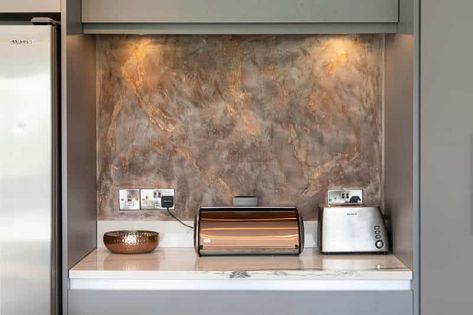 11 Stunning Copper Kitchen Backsplash Ideas 1 Copper Splash Back Kitchen, Kitchen Tiles Ideas Wall, Copper Splashback Kitchen, Copper Backsplash Behind Stove, Mirror Kitchen Backsplash, Mirror Backsplash Kitchen, Aged Copper Backsplash, Copper Sheeting Backsplash, Aged Copper Splashback