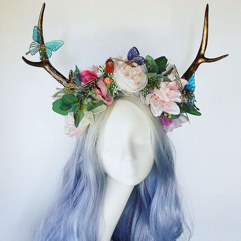 Sorry, fairies!! This one sold as I was posting it! I’m hoping to get more of these antlers so I can make another headpiece like this!!… Fairy Headpiece Diy, Iridescent Halloween, Antler Headpiece, Animal Headbands, Olaf Halloween Costume, Antler Crown, Headband Ideas, Fantasy Crown, Fae Folk