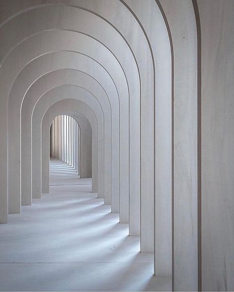 Sharon Rembaum Design on Instagram: “Repetition and symmetry 🖤 Arches 📷 via @alisonbrooksarchitects . . . #arches #symmetry #repetition #art #architect #architecture…” Alison Brooks, Interior Design Principles, Urban Housing, Paper Architecture, Architecture Life, Elegant Interior Design, Principles Of Design, Livingroom Layout, Project Photo