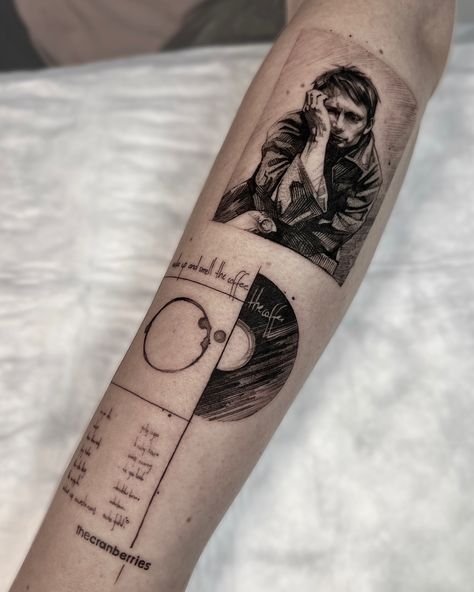 # Thom York Radiohead # The Cranberries # The Cure Radiohead Tattoo, Van Gogh Tattoo, Art Inspired Tattoos, History Tattoos, The Cranberries, Greek Tattoos, Painting Tattoo, Discreet Tattoos, Dope Tattoos