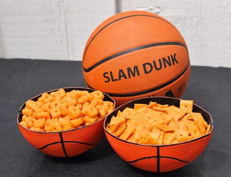 Basketball Birthday Party Decorations, Basketball Snacks, Basketball Centerpieces, Basketball Treats, Basketball Themed Birthday Party, Basketball Theme Birthday, Ball Birthday Party, Diy Basketball, Basketball Theme Party