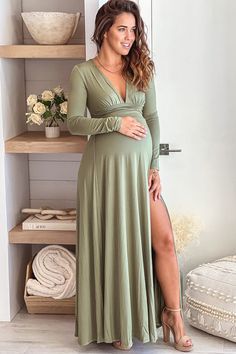 Cute Maternity Dresses Formal, Maternity Long Dresses, Cute Baby Shower Dresses For Mom, Olive Maternity Dress, Safari Maternity Dress, Maternity Pictures Dress Ideas, Maternity Dress Long Sleeve, Sage Green Baby Shower Dress, Fall Maternity Dress Outfits