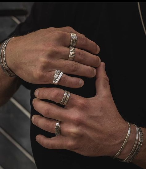 Multiple Rings On Hand Men, Man Hands Aesthetic, Mens Manicure, Legs Ring, Summer Rings, Hand Rings, Multiple Rings, Edgy Jewelry, Silver Ring Designs