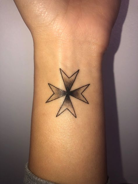 Malta Tattoo Ideas, Maltese Cross Tattoo, Malta Tattoo, Flash Tattoo Sleeve, Malta Cross, Maltese Tattoo, Liverpool Tattoo, Cross Tattoos, Neck Tattoos Women