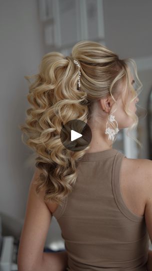 71K views · 6.2K reactions | One of your favorite hairstyle! This look received so much love on my Instagram, TikTok, and YouTube, so I'm sharing the step-by-step tutorial with you now!  Here’s how to create this curly ponytail, perfect for any bride-to-be. Don’t forget to save it for later and give it a try yourself! 💕  #juliafratichelli #hairstyle #bridaponytail #bridahairstyle #hairstyleideas #hair #hairtutorial #hairideas #hairstylist #haircoach | Julia Fratichelli I Brautstyling & Coaching | Phantogram · Black Out Days Curly Ponytail, Favorite Hairstyles, Wedding Plans, So Much Love, Hair Tutorial, Hair Stylist, Wedding Planning, Step By Step, Hairstyles