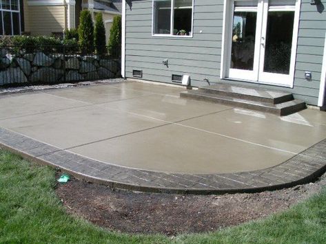 cement patio designs | what designs do you recommend for patios? ENSWMSS Painted Cement Patio, Diy Patio Ideas, Design Per Patio, Landscape Stairs, Cement Patio, Ranch Homes, Paver Designs, Patio Layout, Patio Pavers Design