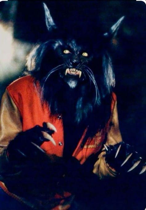 Michael Jackson Werewolf, Michael Jackson Halloween, Michael Jackson Tattoo, Thriller Video, Horror Photography, Michael Jackson Funny, Michael Jackson Wallpaper, Photos Of Michael Jackson, Michael Jackson Thriller