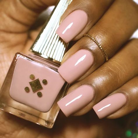 Bw Nails, Nail Polish For Dark Skin, Dark Skin Nail Polish, Light Pink Nail Polish, Dusky Skin, Light Pink Nails, Red Nail Polish, Best Nail Polish, White Nail Designs