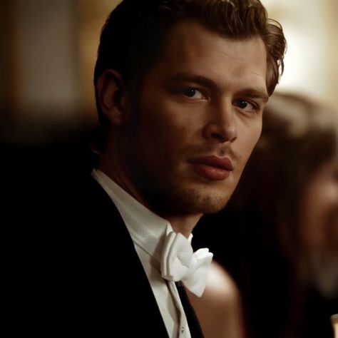 #tvd #to #klaus Klaus Tvd, Klaus From Vampire Diaries, Klaus The Originals, Vampire Diaries Movie, Joseph Morgan, Klaus Mikaelson, Mystic Falls, The Perfect Guy, Hot Actors