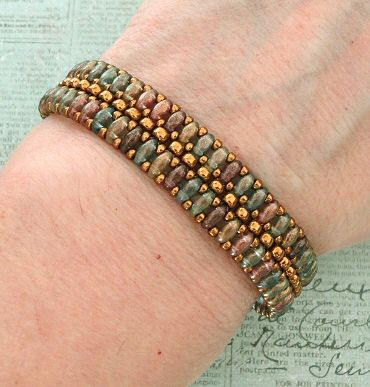 Superduo Patterns Free, Superduo Bracelet Tutorial, Superduo Bracelet, Superduo Beads, Super Duo Beads, Beaded Jewelry Bracelets, Bead Tutorials, Duo Beads, Super Duo