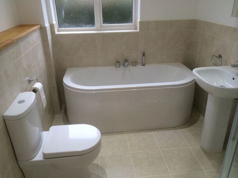 Kitchen Refurbishment, Teen Bathrooms, Bathroom Repair, Main Bathroom Ideas, Grab Bars In Bathroom, Shower Installation, Glass Shower Enclosures, Bathroom Installation, Plumbing Emergency