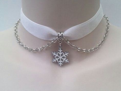 Kalung Choker, Ribbon Choker Necklace, Ribbon Choker, Magical Jewelry, White Snowflake, Fantasy Jewelry, Girly Jewelry, Gothic Jewelry, Bijoux Diy