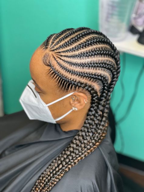 Trendy Ghana Weaving Hairstyles, Ghanaian Braids, Trending Cornrow Hairstyles 2024, Medium Cornrows Braids, Trending Ghana Weaving Hairstyles 2024, Black Hair Quick Weave, Ghana Weaving All Back Styles 2022, Trending Ghana Weaving 2023, Quick Braid Styles