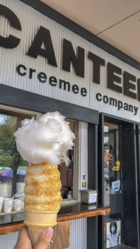 Eight Great Vermont Ice Cream Shops - Abroad Reach Travel Maple Creemee Recipe, Maple Creemee, Maple Cotton Candy, Vermont Trip, Maple Recipes, Vermont Vacation, Ice Cream Shops, Blueberry Season, The Best Ice Cream