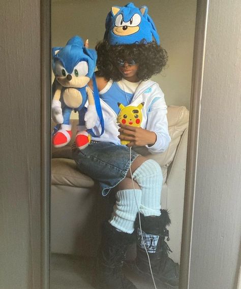 Sonic Outfit Ideas, Ophelia Core, Pj Fits, Clothing Challenge, Y2k Pics, E Girl Clothes, Fashion Collection Inspiration, Pretty Sneakers, Her Outfits