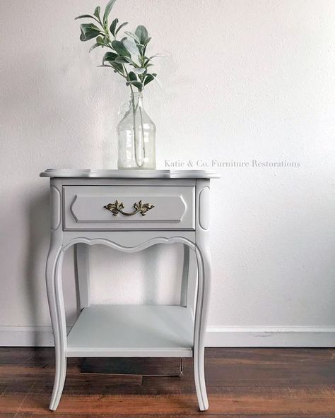 Seagull Gray Set | General Finishes Design Center Painted French Provincial Furniture, French Bedside Table, Refinished Dresser Diy, French Bedside Tables, Vintage Side Tables, Vintage Bedroom Furniture, Night Tables, French Provincial Furniture, Furniture Flipping