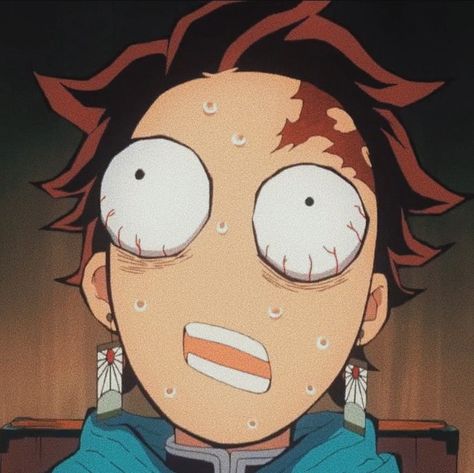 Scared Tanjiro, Demon Slayer Memeable Face Tanjiro, Tanjiro Memeable Face, Aesthetic Tanjiro, Scared Funny, Tanjiro Icons, Scared Face, Attack On Titan Jean, Drawing Face Expressions