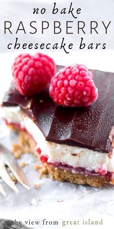 No Bake Raspberry Cheesecake, Nobake Dessert, Oreo Bars, Raspberry No Bake Cheesecake, Fluffy Cheesecake, Raspberry Cheesecake Bars, Dessert Cheesecake, Dessert Halloween, Raspberry Desserts