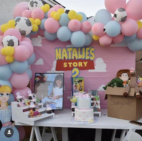 Toy Story Bday Party Ideas, Jessie Cowgirl Birthday Party, Girls Toy Story Birthday Party Ideas, Girl Toy Story Party, Girly Toy Story Party, Girls Toy Story Birthday Party, Pink Toy Story Party, Toy Story 2nd Birthday Girl, Toy Story Girl Birthday Party Ideas