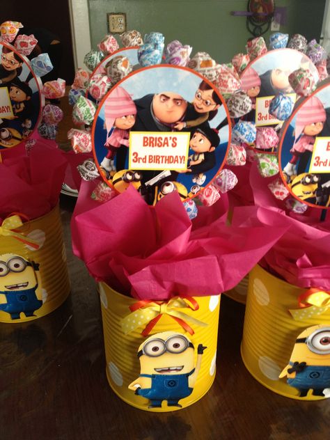 Despicable Me centerpieces Despicable Me Centerpieces, Minion Birthday Party Centerpieces, Minions Centerpiece Ideas, Minion Centerpieces Ideas, Minion Centerpieces, 2nd Birthday Party Ideas, Despicable Me Birthday Party, Minions Birthday Theme, Minions Pictures