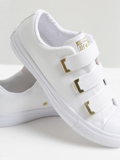 Shoes For Guys, White And Gold Shoes, Trendy Shoes Sneakers, Footwear For Women, Velcro Sneakers, Sneakers Converse, Best Shoes For Men, Girly Shoes, Mens Nike Shoes