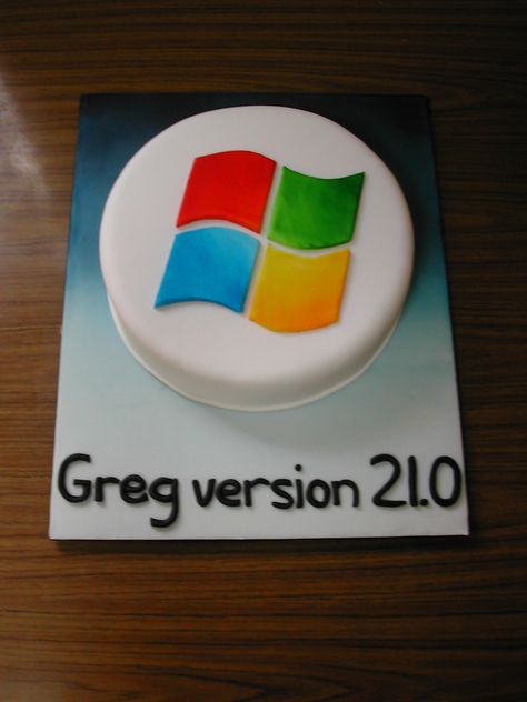 Computer Science Cake Ideas, Computer Nerd Cake, Computer Programmer Cake, Cake Computer, Nerd Cake, Geek Cake, Computer Cake, Pc Cake, Birthday Cake Video