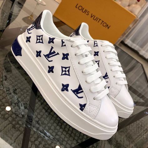 Louis Vuitton Shoes Sneakers, Fun Slippers, Lv Sneakers, Pretty Sneakers, Louis Vuitton Women, Women Fashion Casual, Lv Shoes, Fancy Shoes, Girly Shoes