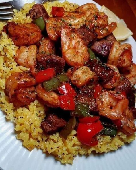 Easy Recipes | Jerk Steak & Shrimp over Yellow Rice😍😋 | Facebook Jerk Steak, Snack Wraps, Steak Shrimp, Angus Steak, Delicious Breakfast Casserole, Chicken Pot Pies, Mini Chicken Pot Pies, Lemon Shrimp, Steak And Shrimp