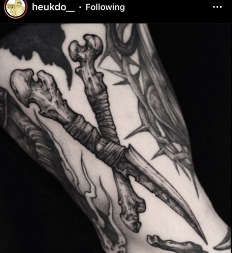 Blood Tattoo, Moth Tattoo Design, Blade Tattoo, Knife Tattoo, Back Piece Tattoo, Scary Tattoos, Moth Tattoo, Dagger Tattoo, Dark Art Tattoo