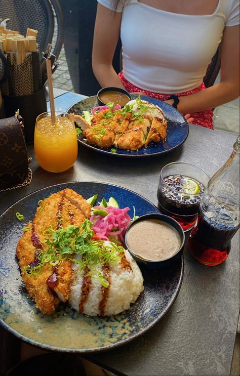 Katsu curry is just a variation of Japanese curry with a chicken cutlet on top. Coco Ichibanya, Curry Restaurant, Chicken Katsu Curry, Katsu Curry, Chicken Cutlet, Chicken Katsu, Japanese Curry, Chicken Cutlets, Pot Meals