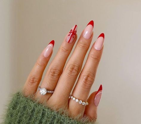 Nails For 13, Cute Christmas Nails, Short Acrylic Nails Designs, Festival Nails, Xmas Nails, Pretty Acrylic Nails, Chic Nails, Short Acrylic Nails, Holiday Nails