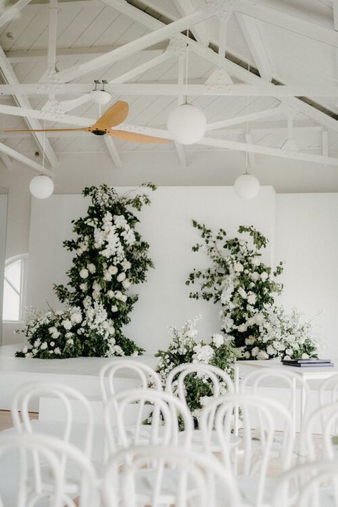 Gallery Slideshow — Liberty Event Styling White Wall Wedding Backdrop, White Backdrop Wedding, Classy Backdrop, British Wedding Dresses, Minimal Wedding Decor, Disney Wedding Venue, Reception Backdrop, Minimalist Wedding Decor, Wedding Stage Design