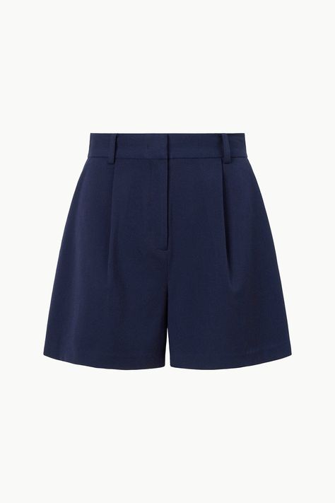 Tailored Shorts Outfit, High Waisted Shorts Outfit, Classic Shorts, Classic Belt, Style Essentials, Shorts Outfits Women, Dress Shorts, Future Outfit, Tailored Shorts